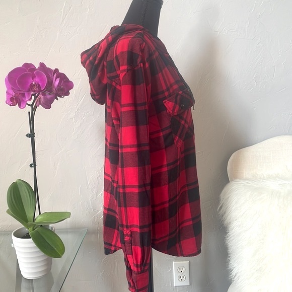Garage Flannel Hoodie - Picture 5 of 8